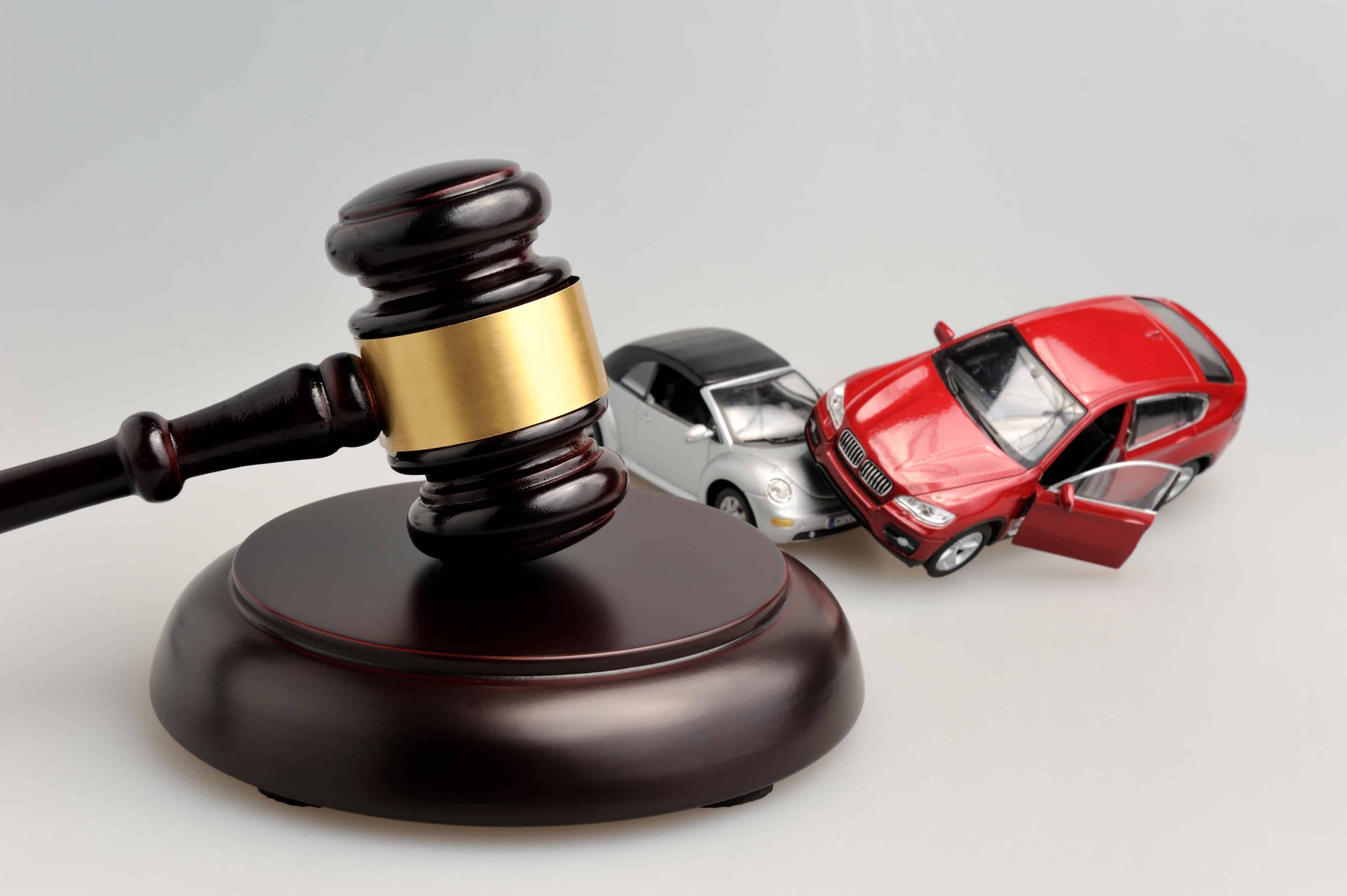 Trafik kazasından kaynaklı maddi ve manevi tazminat davaları konulu makale Trafik kazasından kaynaklı maddi ve manevi tazminat davaları konulu makale